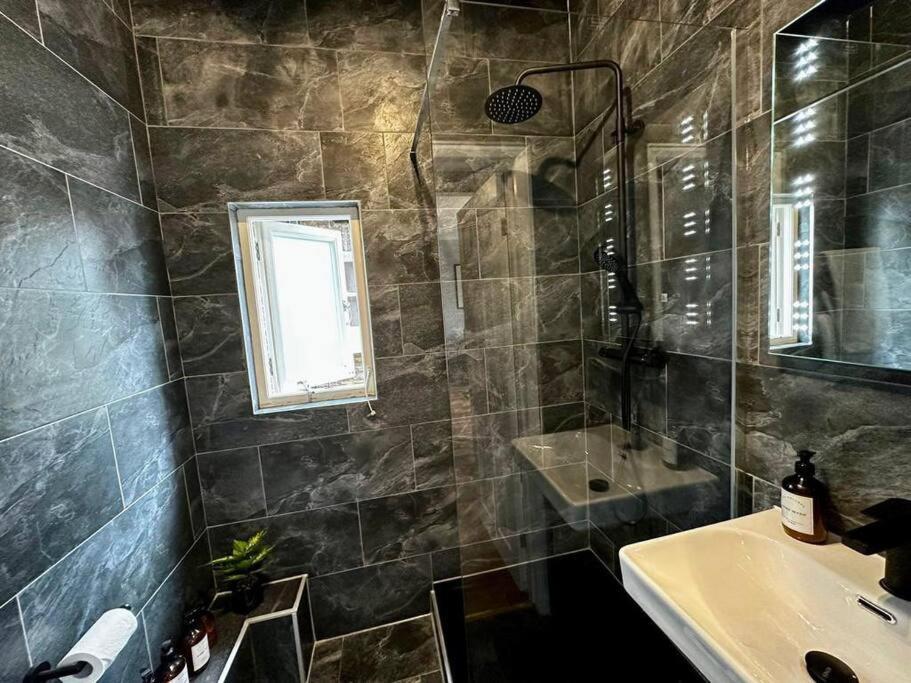 Stylish Studio Near Regent'S Park N7 Лондон Экстерьер фото